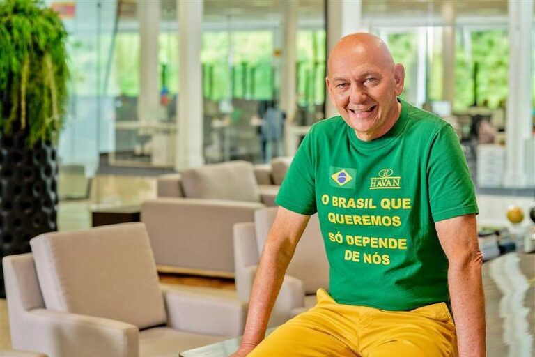 Luciano Hang, da Havan, fala em 'quebradeira' com fim da 6x1 e diz que só desgraça pode consertar o país