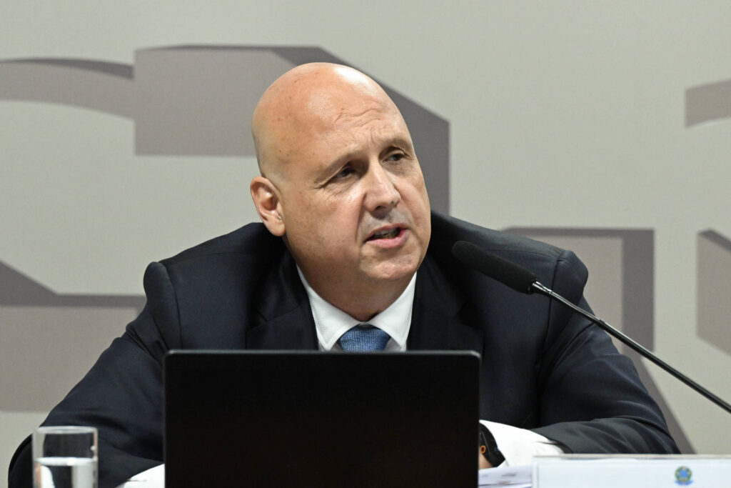 Lobo terá R$ 1 bi na CVM para caçar lobos de Wall Street genéricos - 31/05/2026 - Marcos de Vasconcellos