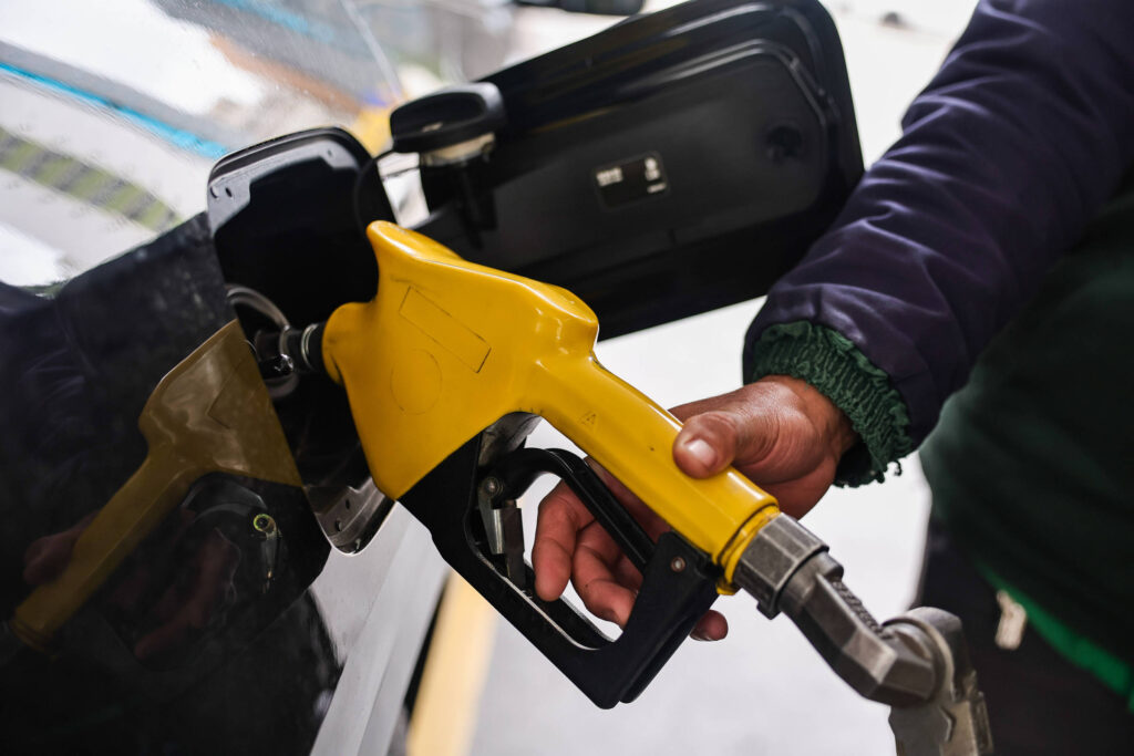 Subvenção ao diesel: governo atrasa pagamento há 2 meses - 01/06/2026 - Economia